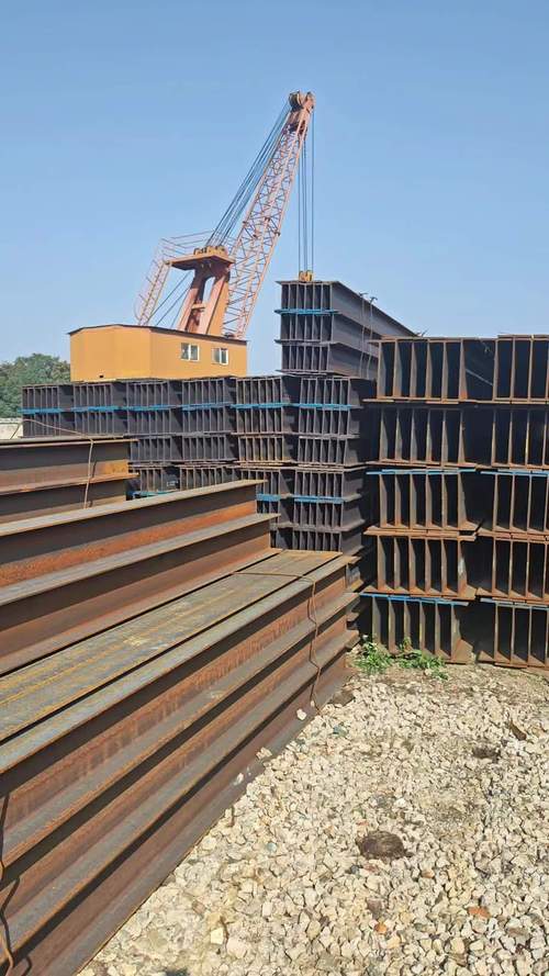 钢铁裁缝 电焊工如何在金属制品与钢结构工程中缝制现代城市